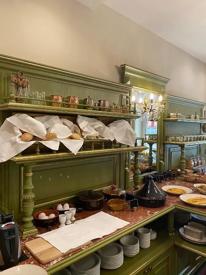 Ebel Boutique Hotel Тирана Албания