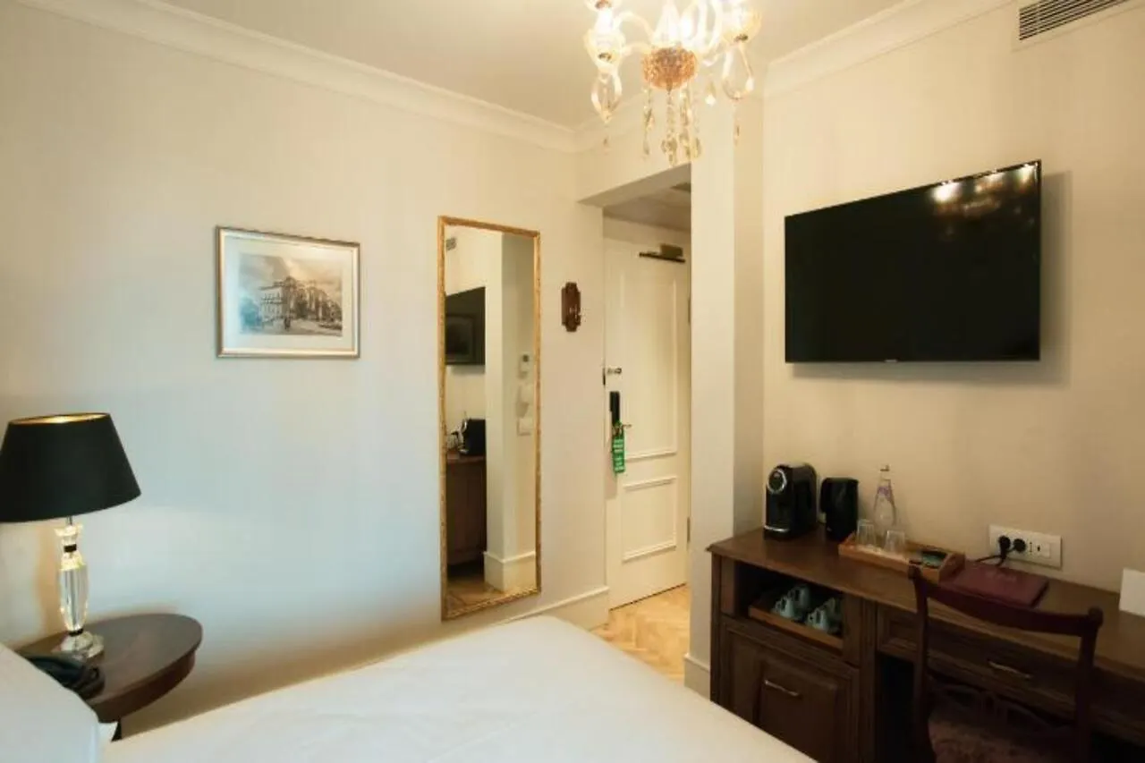 Ebel Boutique Hotel Tirana
