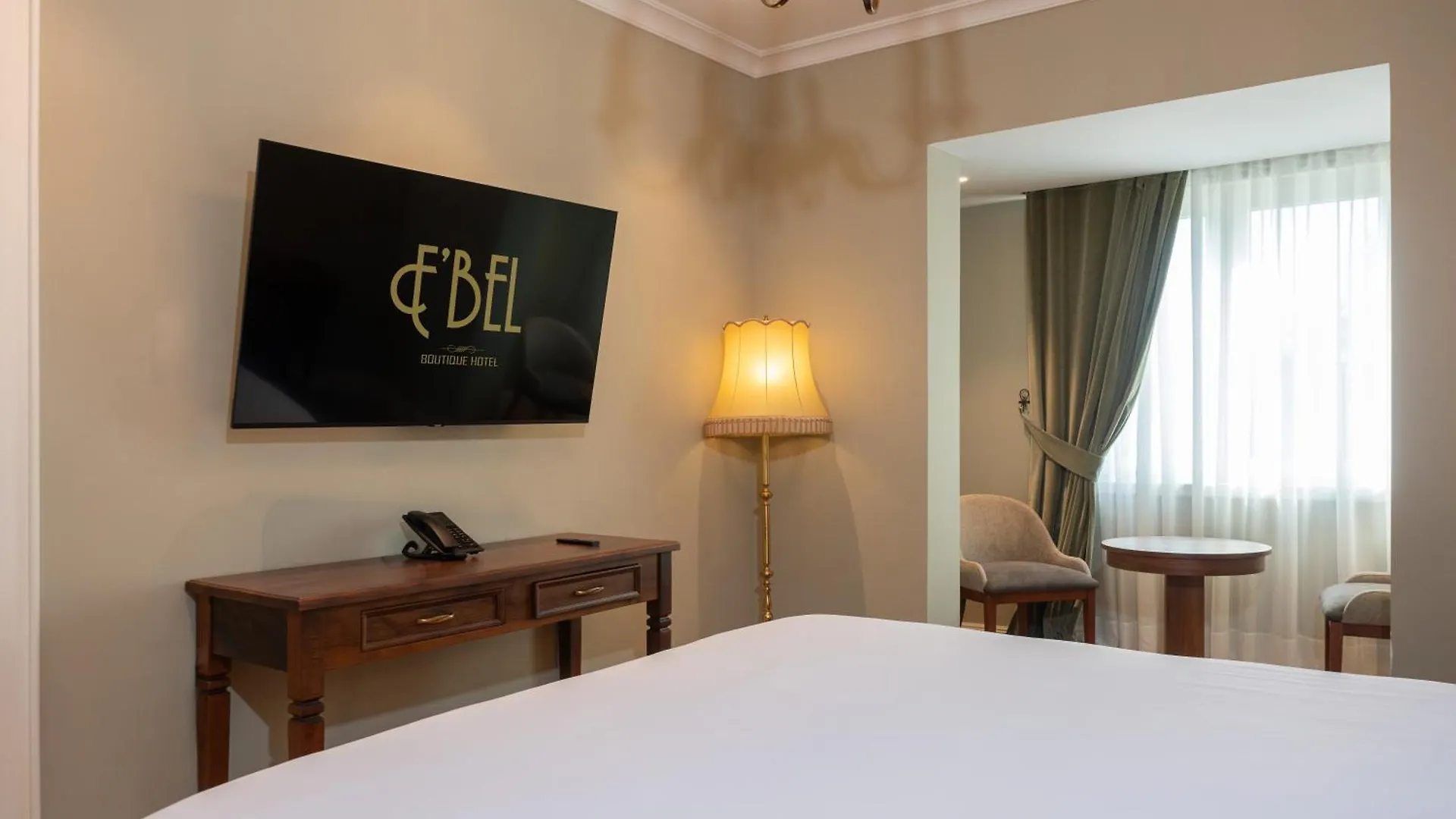 Ebel Boutique Hotel Тирана