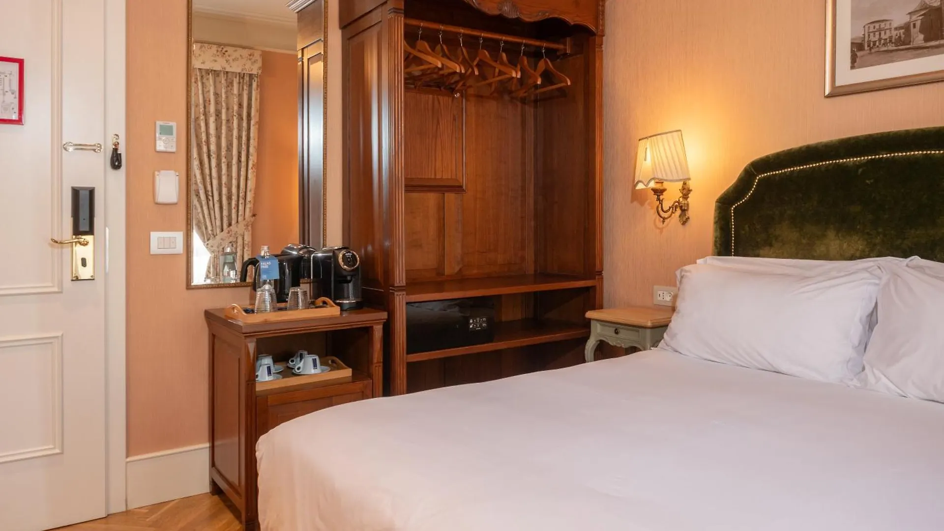 Ebel Boutique Hotel Tirana